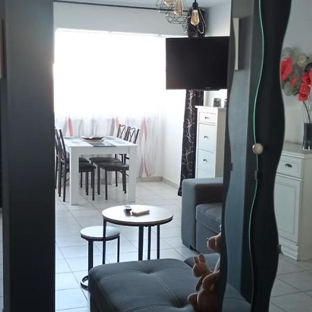 Le Queirele Apartment Le Lavandou Ngoại thất bức ảnh