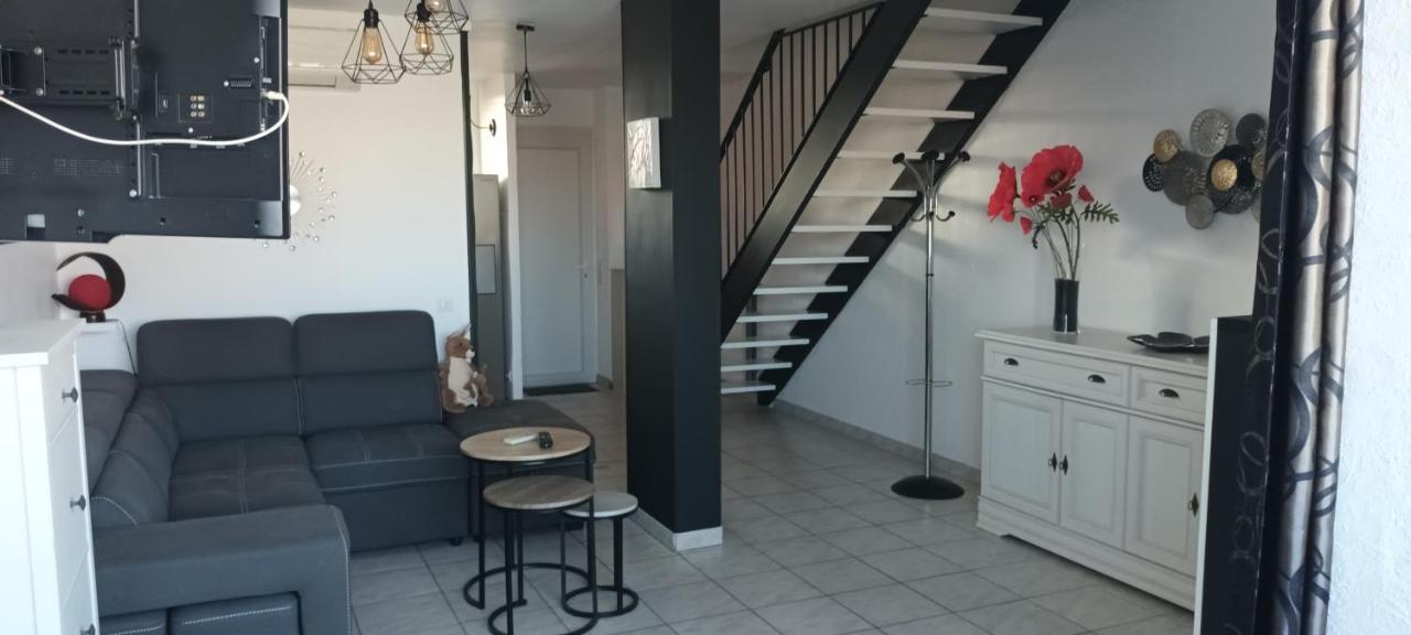 Le Queirele Apartment Le Lavandou Ngoại thất bức ảnh