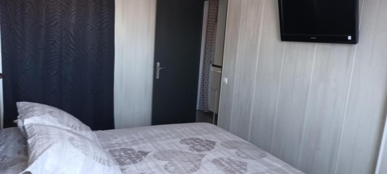 Le Queirele Apartment Le Lavandou Ngoại thất bức ảnh