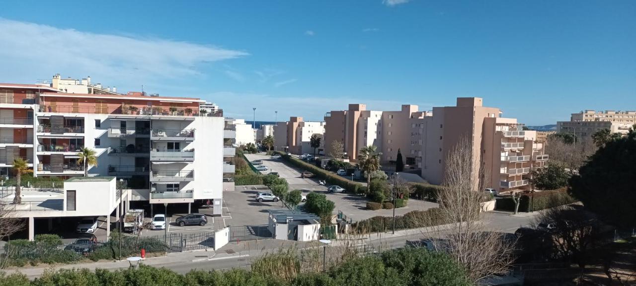 Le Queirele Apartment Le Lavandou Ngoại thất bức ảnh